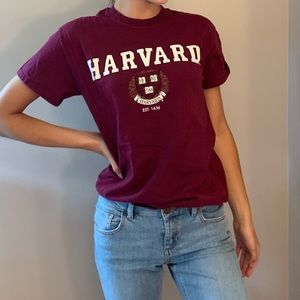 Harvard tee